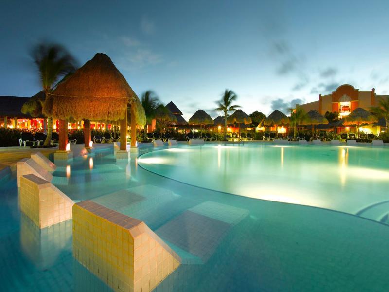 Palladium Royal Suites