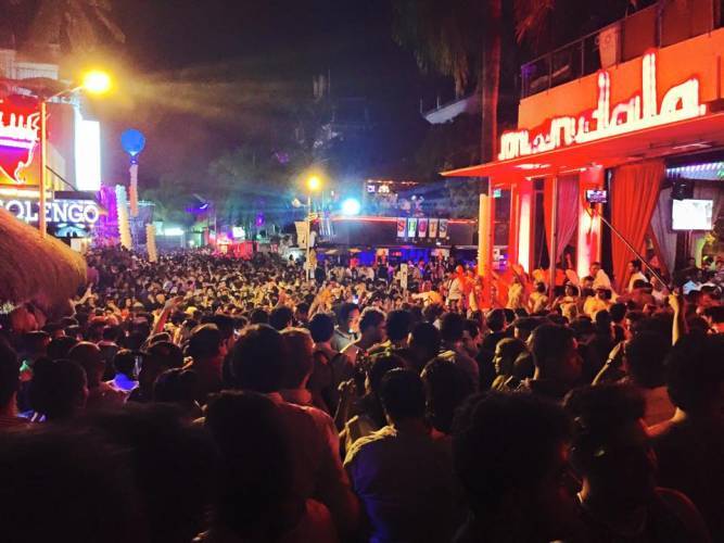 fiesta-playa-del-carmen