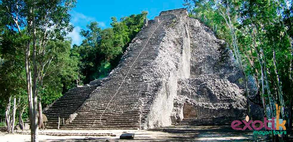 pirámide ruinas de Cobá Riviera Maya