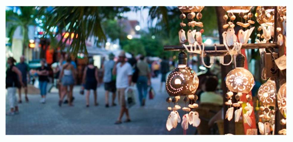 paseo por la quinta avenida de playa del carmen