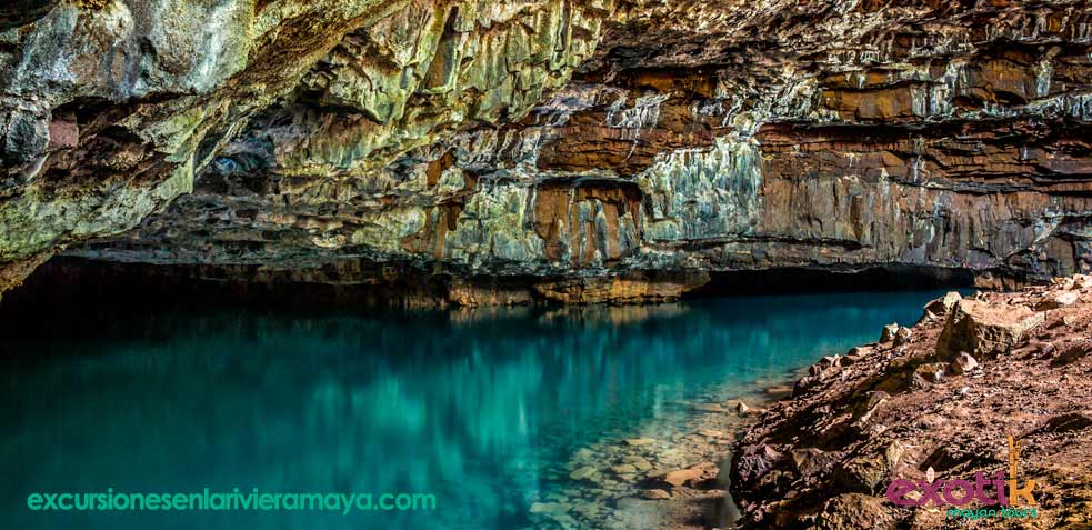 cenote azul